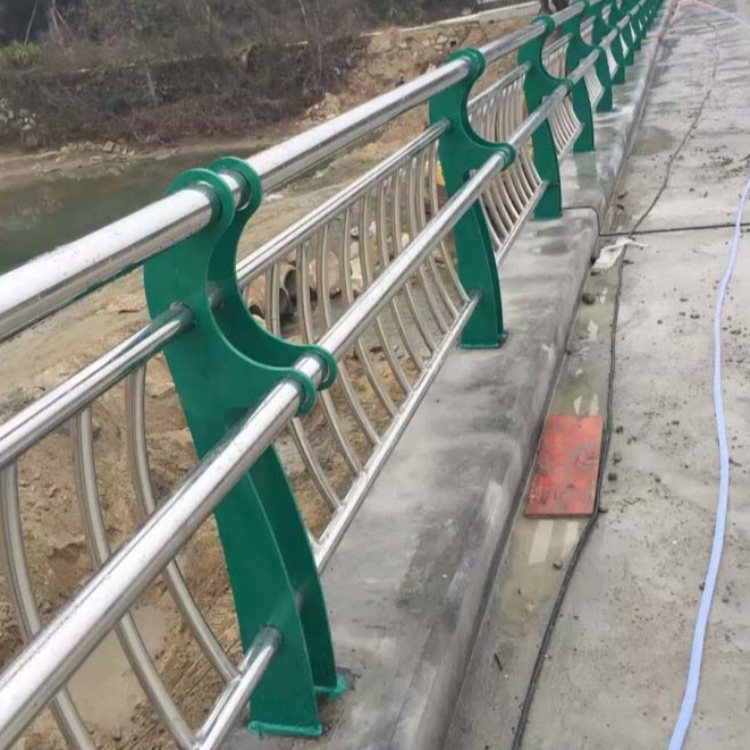 不銹鋼道路護欄